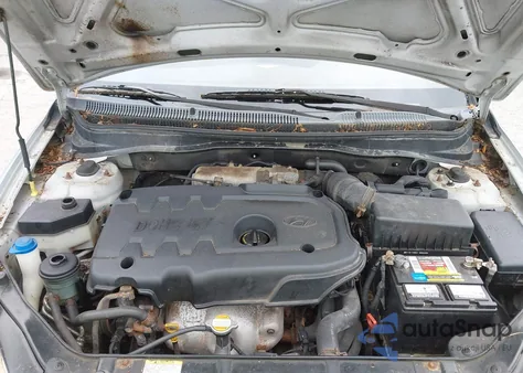 2008 Hyundai Accent Gs from USA, damaged, VIN KMHCM36C18U083491